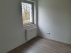 Kinderzimmer 2 - Modernisierte 4-Zimmer-Erdgeschosswohnung mit Balkon!