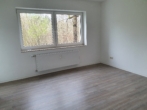 Schlafzimmer - Modernisierte 4-Zimmer-Erdgeschosswohnung mit Balkon!