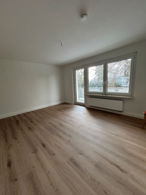 Modernisierte 3-Zimmerwohnung im Erdgeschoss!, 37520 Osterode, Erdgeschosswohnung