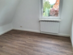 Schlafzimmer - Modernisierte 3-Zimmer-Dachgeschosswohnung!